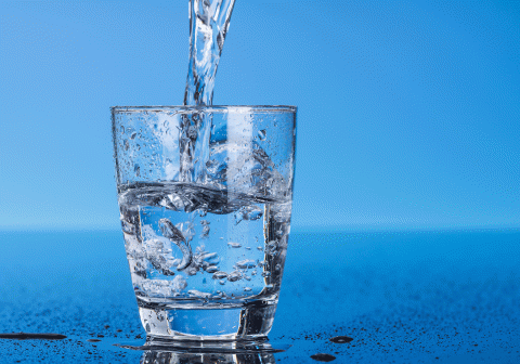 5-Beneficios-de-tomar-agua-que-no-te-puedes-perder